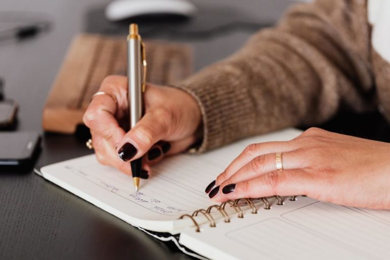 Jak zaplanować studia za granicą – poradnik krok po kroku